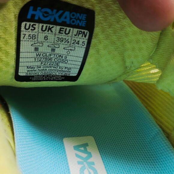 Hoka Women 7.5 Comfy footwear - Picture 2 of 11